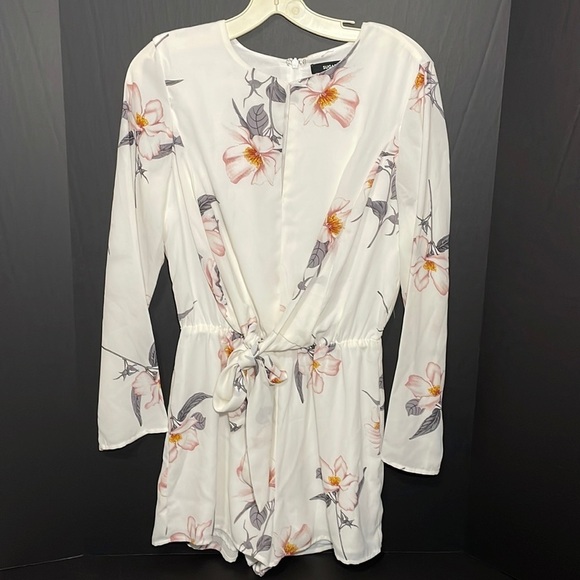 SUGAR LIPS summer long sleeve bow + tie ivory romper in women’s size XS - Picture 3 of 11